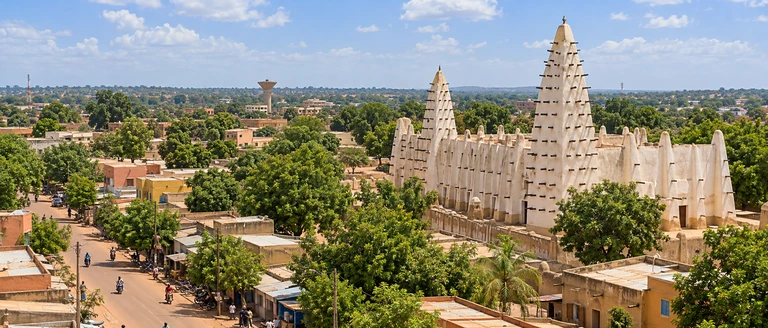 City scene: Bobo-Dioulasso