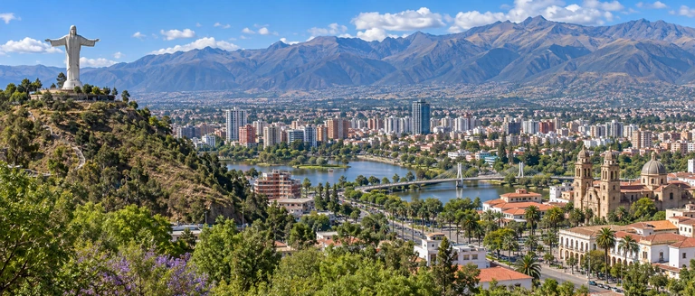 City scene: Cochabamba