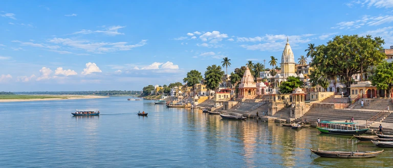 City scene: Dighwara