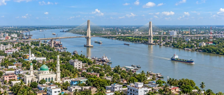 City scene: Khulna
