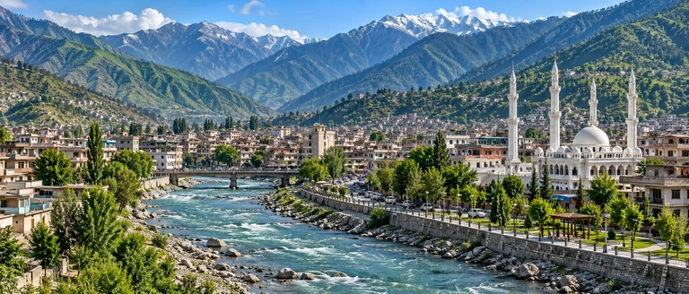 City scene: Mingora
