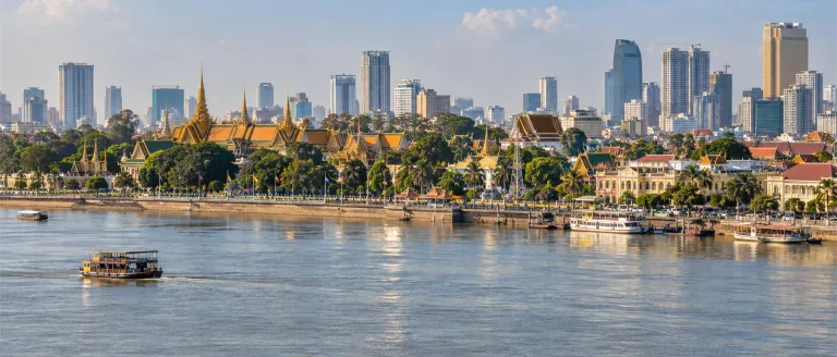 City scene: Phnom Penh