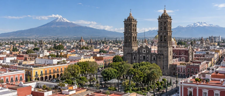 City scene: Puebla