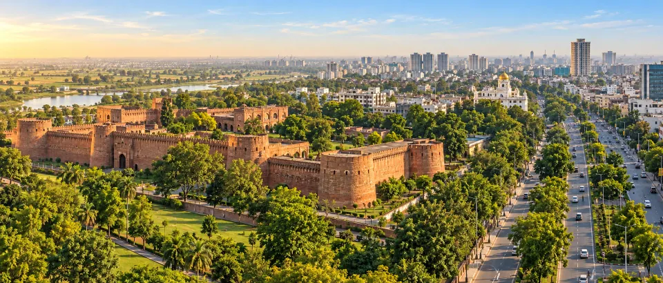 What time is it in Ludhiana? Understanding Indian Standard Time and the 2.5-hour difference with Taipei — CityTimeDate